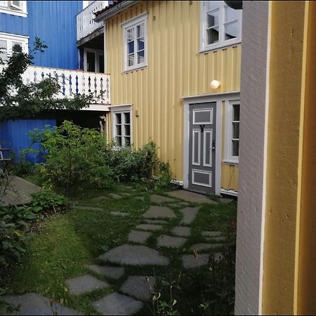Sjarmerende Historisk Leilighet Midt I Tromsø Esterno foto